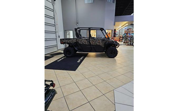 2026 Can-Am SSV DEF MAX XMR 65 HD11 CA 26 X mr with Half Doors HD11