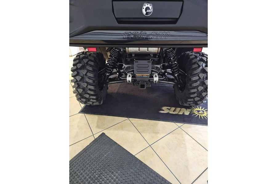 2026 Can-Am SSV DEF MAX XMR 65 HD11 CA 26 X mr with Half Doors HD11
