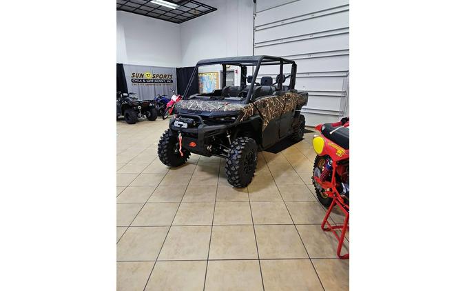 2026 Can-Am SSV DEF MAX XMR 65 HD11 CA 26 X mr with Half Doors HD11