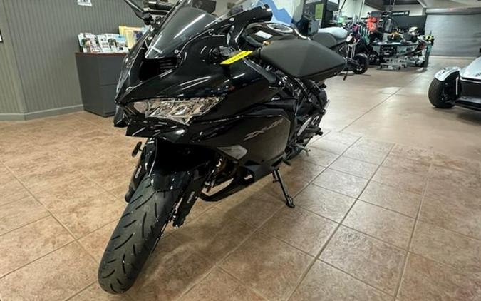 2026 Kawasaki Ninja® ZX™-4R ABS