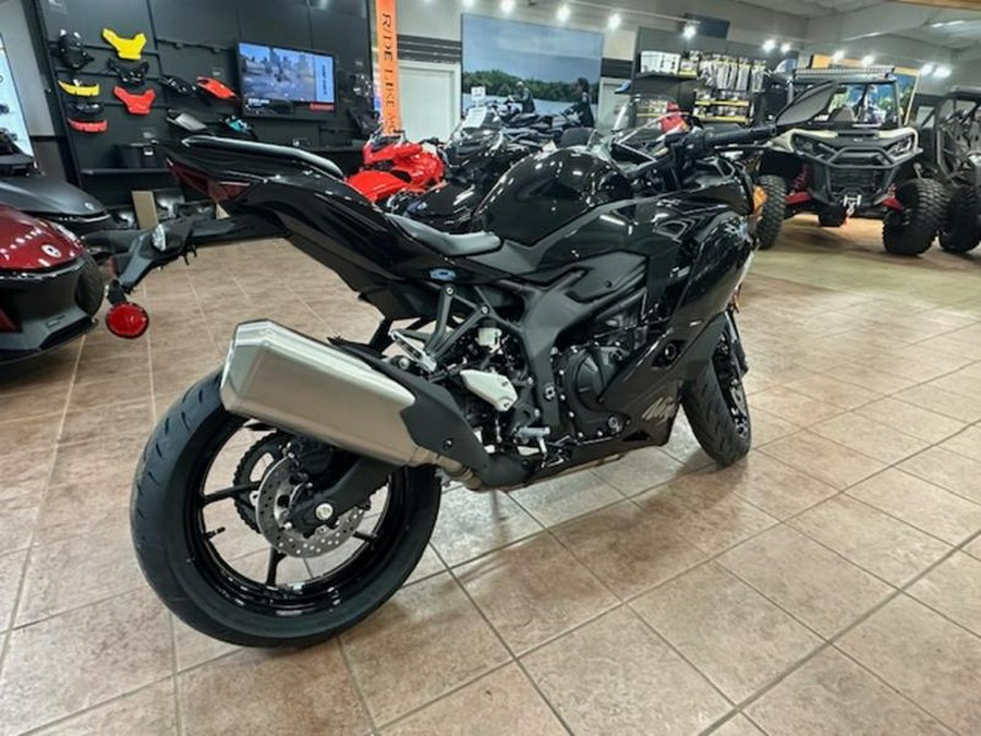 2026 Kawasaki Ninja® ZX™-4R ABS
