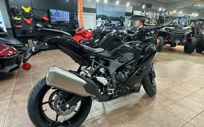 2026 Kawasaki Ninja® ZX™-4R ABS