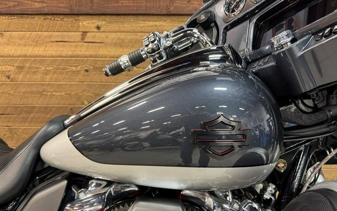 2019 Harley-Davidson® CVO™ Street Glide® Charred Steel & Lightening Silver FLHXSE