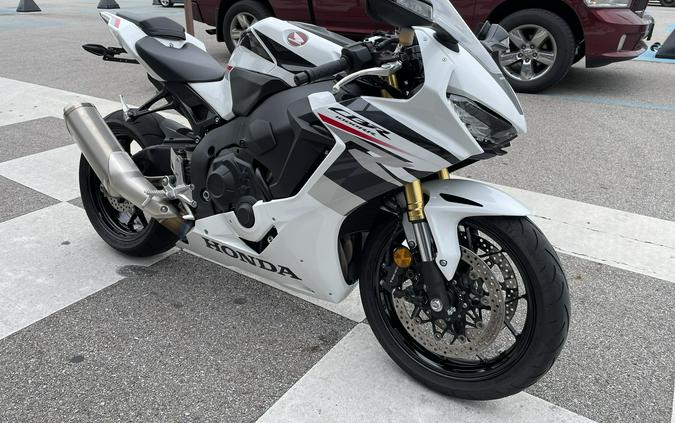 2026 Honda CBR1000RR ABS