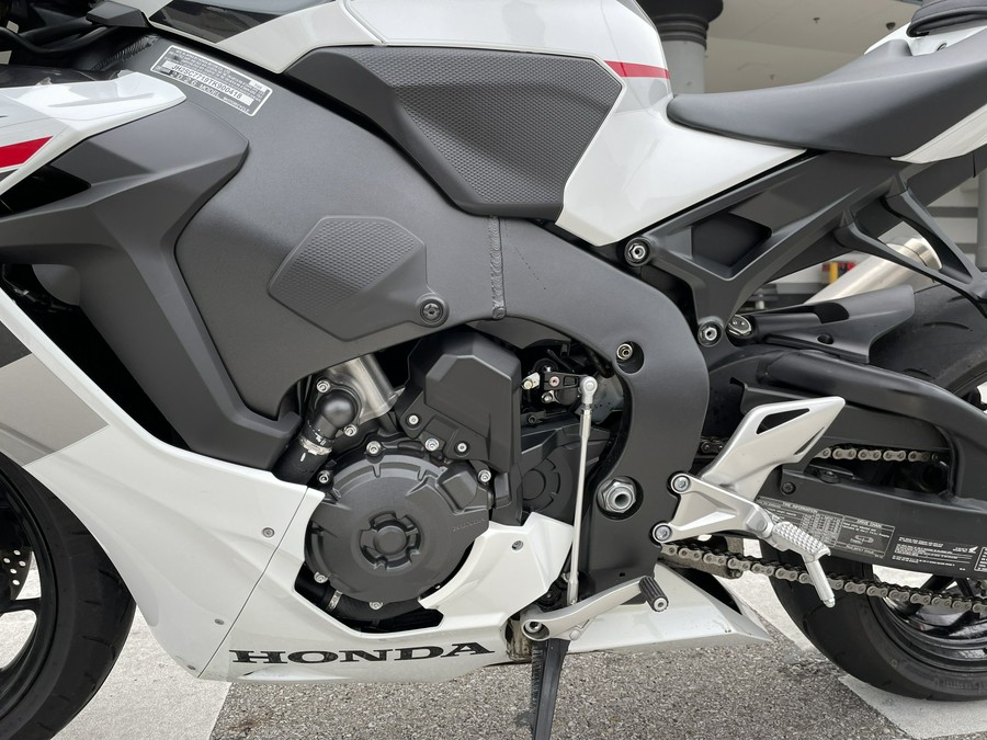 2026 Honda CBR1000RR ABS