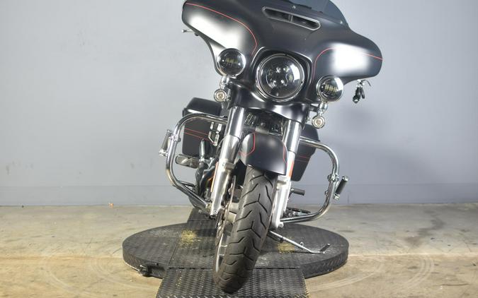 2016 Harley-Davidson Street Glide Special Black Denim