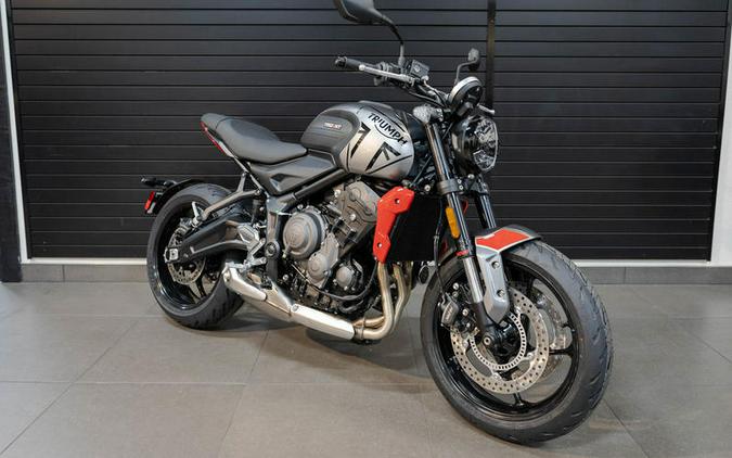 2023 Triumph Trident 660 Silver Ice Diablo Red