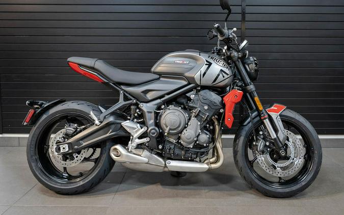 2023 Triumph Trident 660 Silver Ice Diablo Red