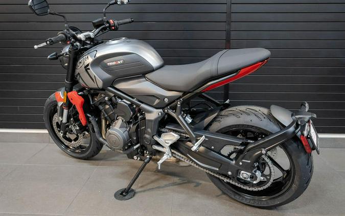 2023 Triumph Trident 660 Silver Ice Diablo Red