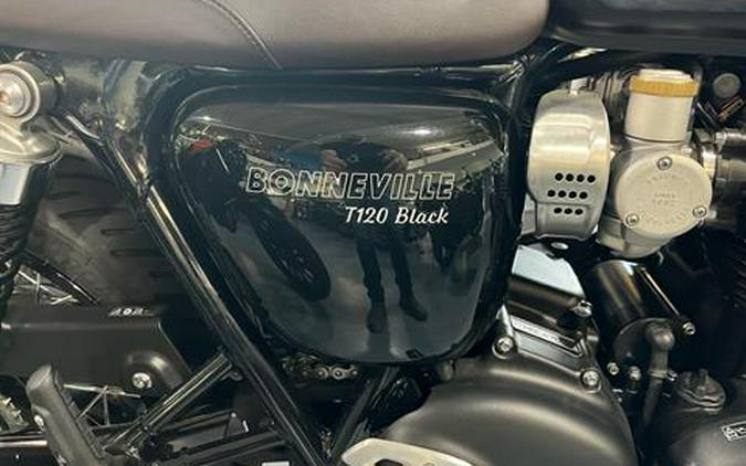 2023 Triumph Bonneville T120 Black