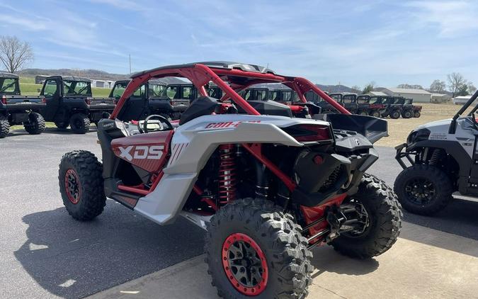 2025 Can-Am® Maverick X3 X ds Turbo RR Fiery Red & Hyper Silver