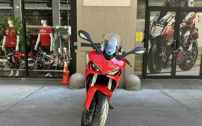 2022 Ducati Supersport 950 Ducati Red