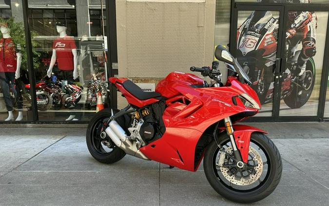 2022 Ducati Supersport 950 Ducati Red