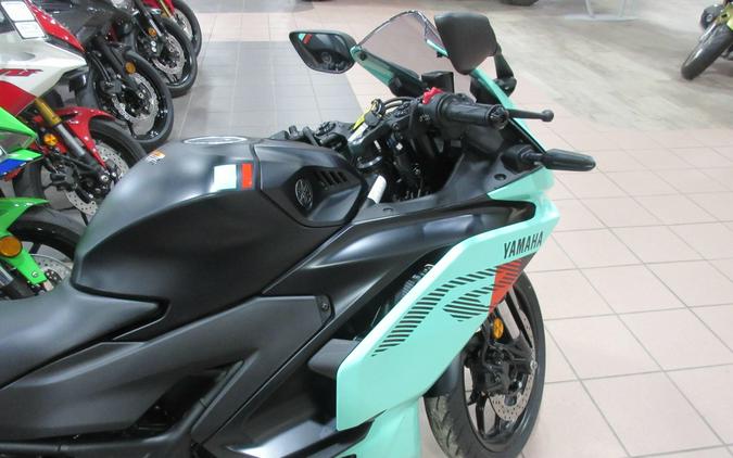 2026 YAMAHA YZF-R3 ABS