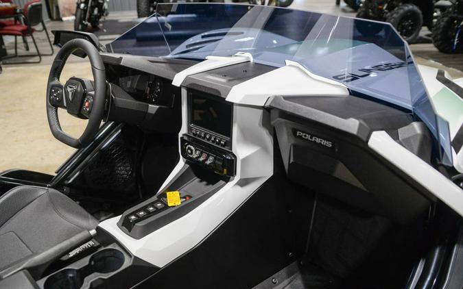 2026 Slingshot Slingshot R - AutoDrive
