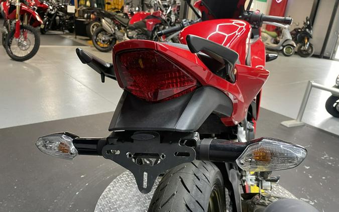 2015 Honda CBR 300R