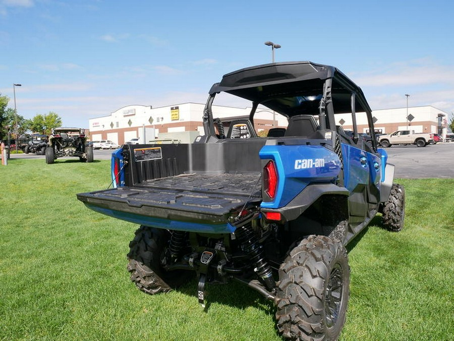 2023 Can-Am® Commander MAX XT