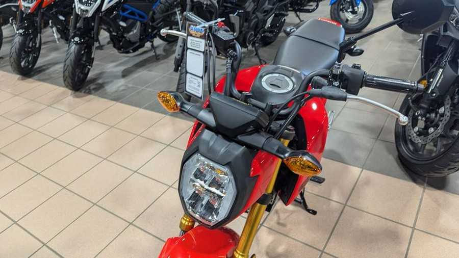 New 2025 HONDA GROM BASE CHERRY RED