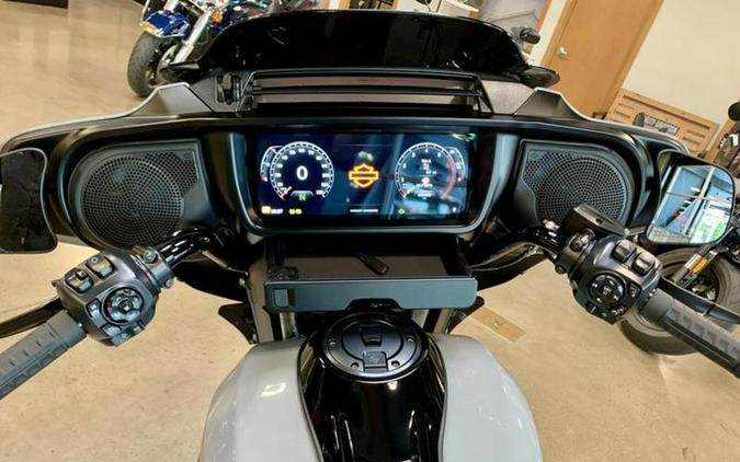 2025 Harley-Davidson® FLHX - Street Glide®