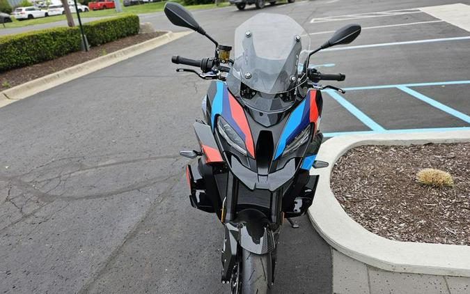 New 2025 BMW M1000XR