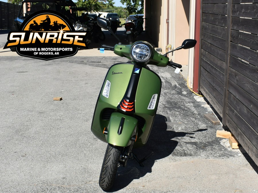 2027 Vespa GTS 310 SUPERSPORT