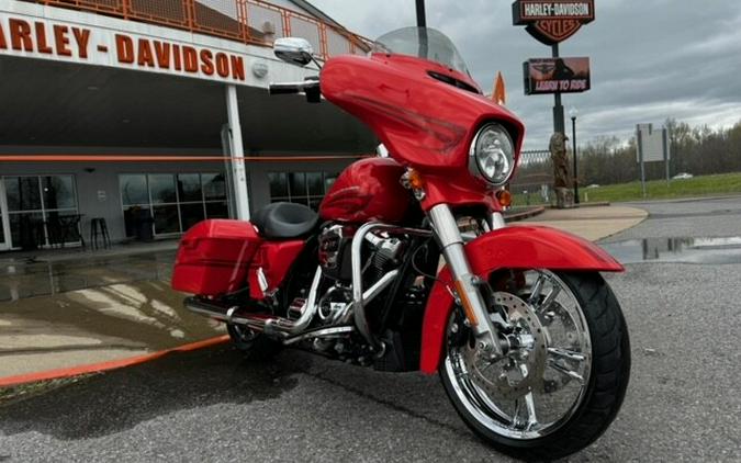 2017 Harley-Davidson Street Glide Special Custom Colour Laguna Orange