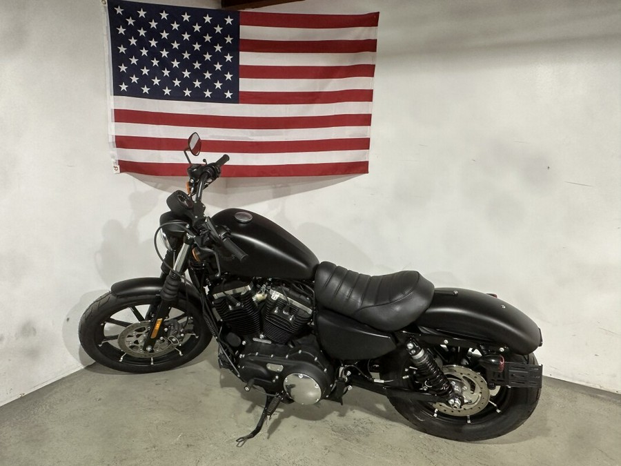 2022 Harley-Davidson Iron 883 Black Denim