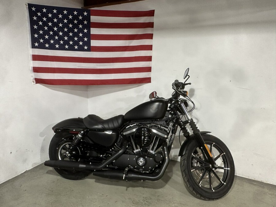 2022 Harley-Davidson Iron 883 Black Denim