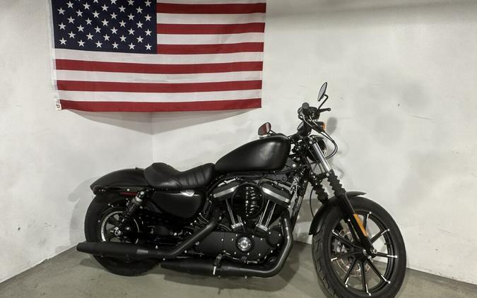 2022 Harley-Davidson Iron 883 Black Denim