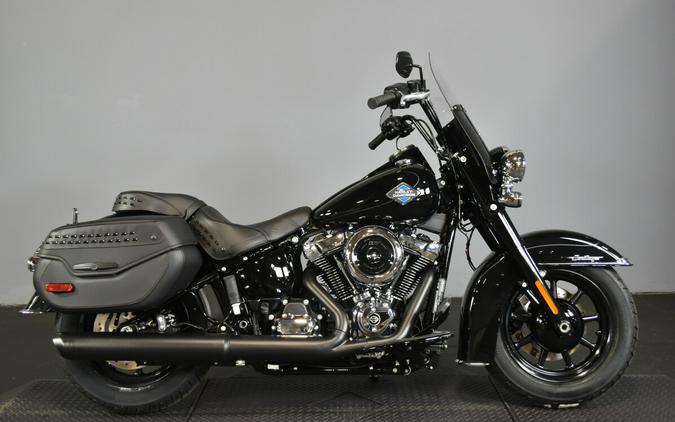 2025 Harley-Davidson Heritage Classic FLHC