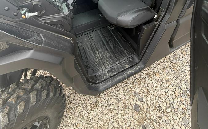 2026 Can-Am Defender MAX XT CAB HD11