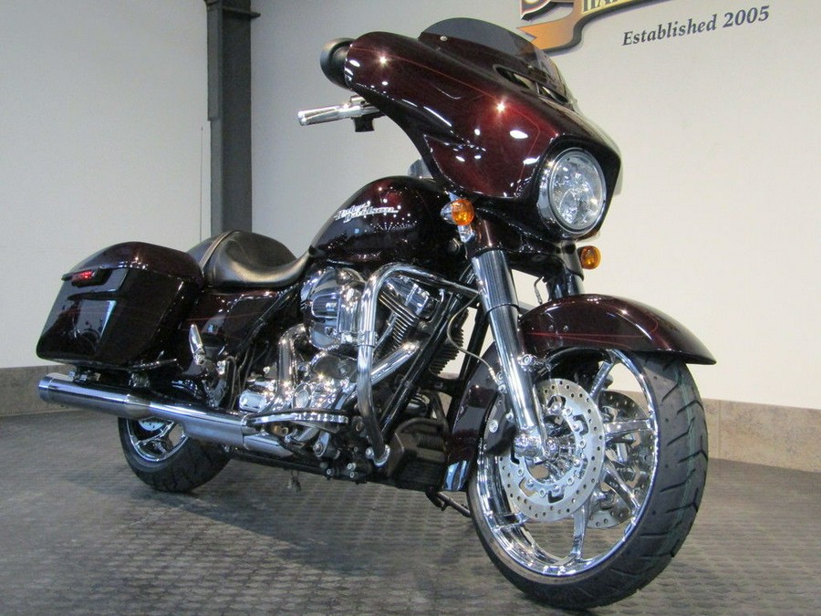2014 Harley-Davidson® FLHXS - Street Glide® Special