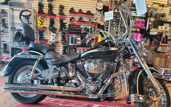 2003 Harley-Davidson® HERITAGE SOFTAIL CLASSIC