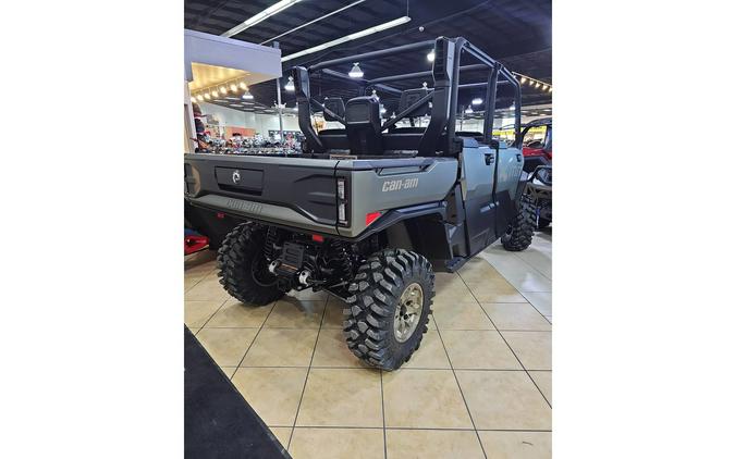 2026 Can-Am SSV DEF MAX XMR 65 HD11 GN 26 X mr with Half Doors HD11