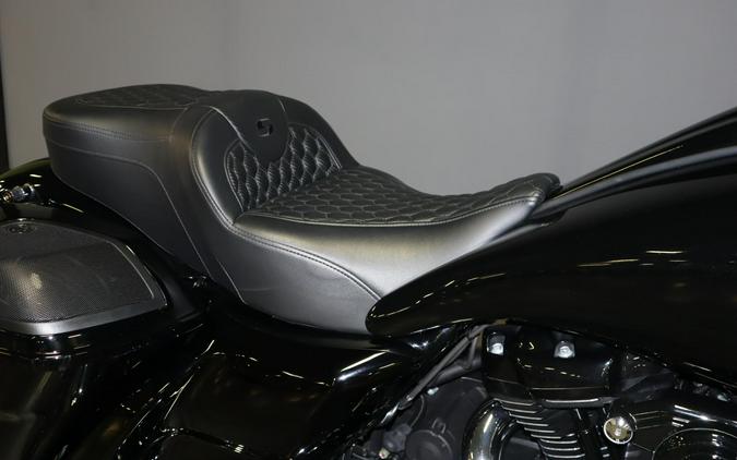 2017 Harley-Davidson Road Glide Special