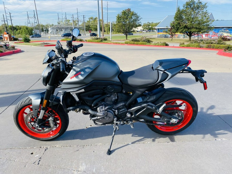 2024 Ducati Monster M937 SP