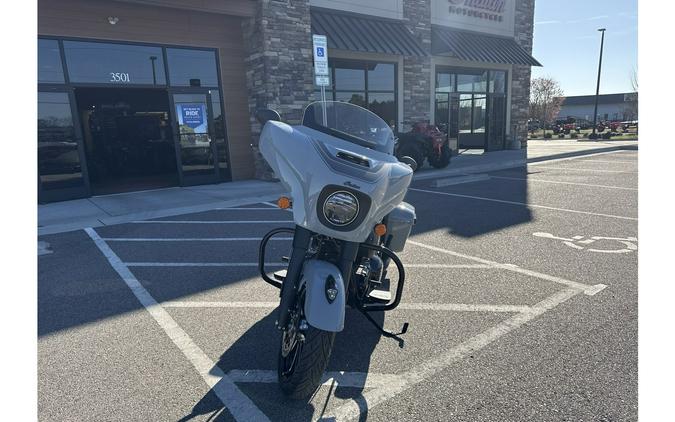 2025 Indian Motorcycle CHIEFTAIN DARK HORSE