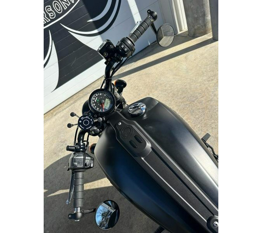 2025 Indian Motorcycle® Scout® Sixty Bobber Black Metallic