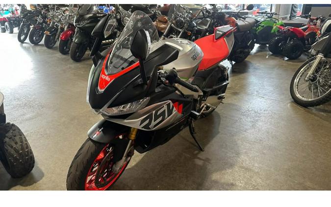 2022 RSV4 1100 - RED/SILVER - Aprilia