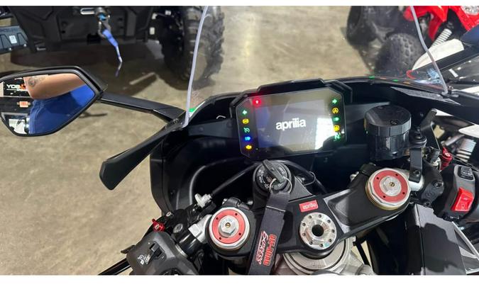 2022 RSV4 1100 - RED/SILVER - Aprilia