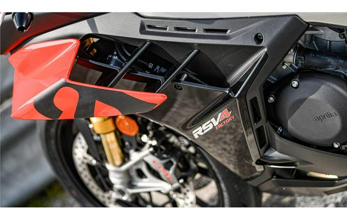 2022 RSV4 1100 - RED/SILVER - Aprilia