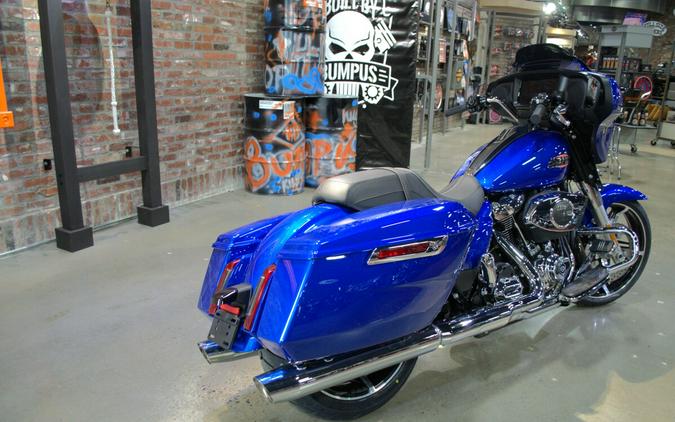 2024 Harley-Davidson Street Glide® Blue Burst