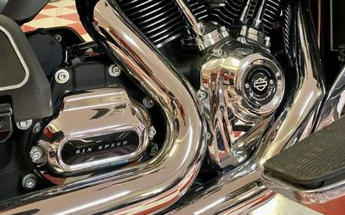 2019 Harley-Davidson® FLHTCU - Electra Glide® Ultra Classic®