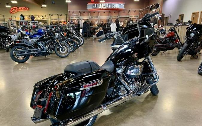 2025 Harley-Davidson® FLTRX - Road Glide®