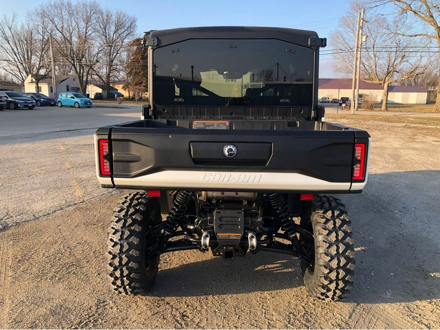 2026 Can-Am DEFENDER MAX LIMITED HD11