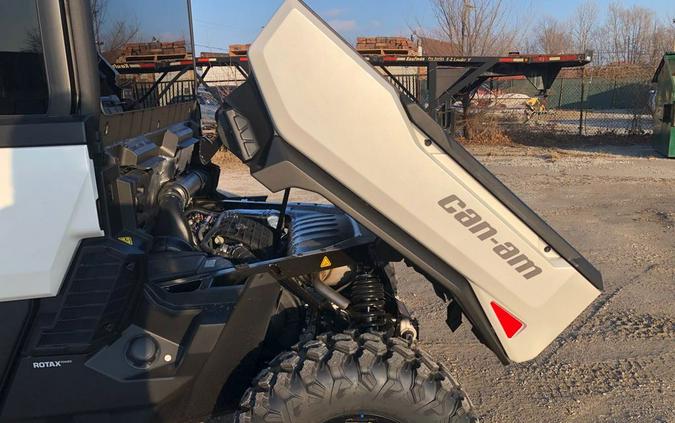 2026 Can-Am DEFENDER MAX LIMITED HD11