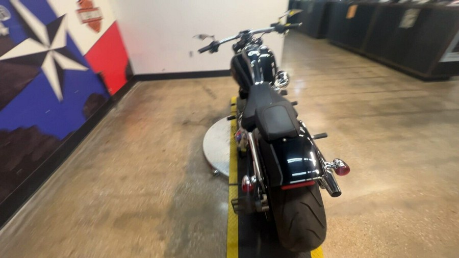 2023 Harley-Davidson Breakout