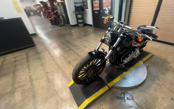 2023 Harley-Davidson Breakout