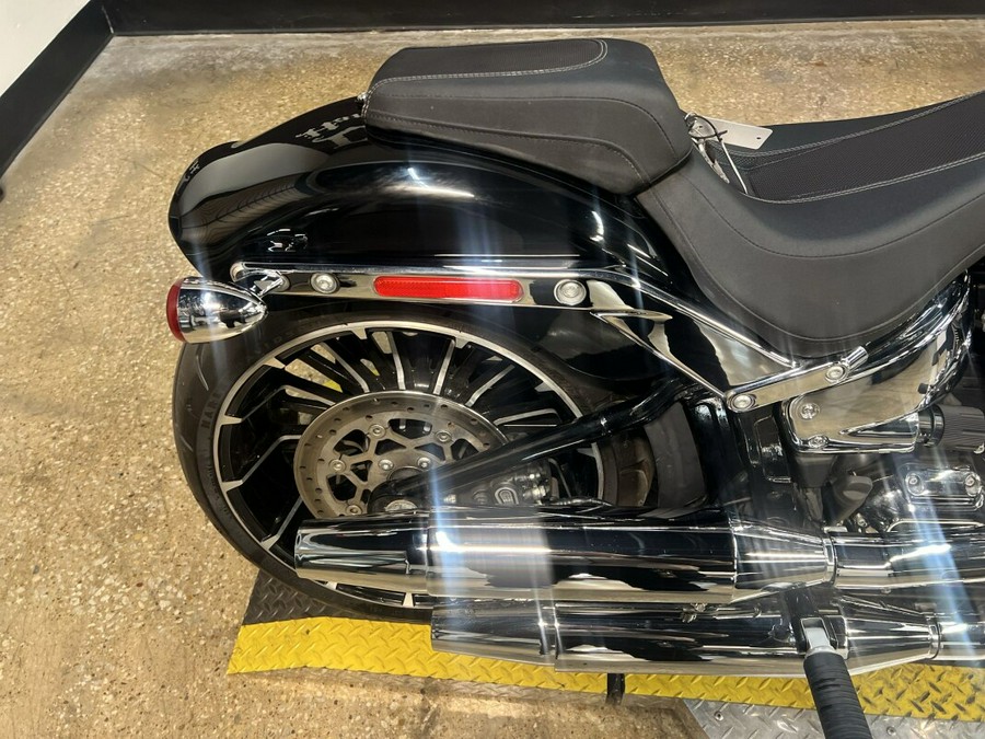 2023 Harley-Davidson Breakout