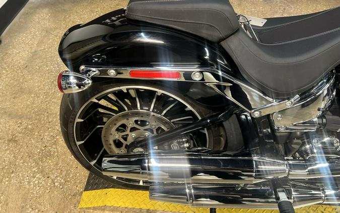 2023 Harley-Davidson Breakout